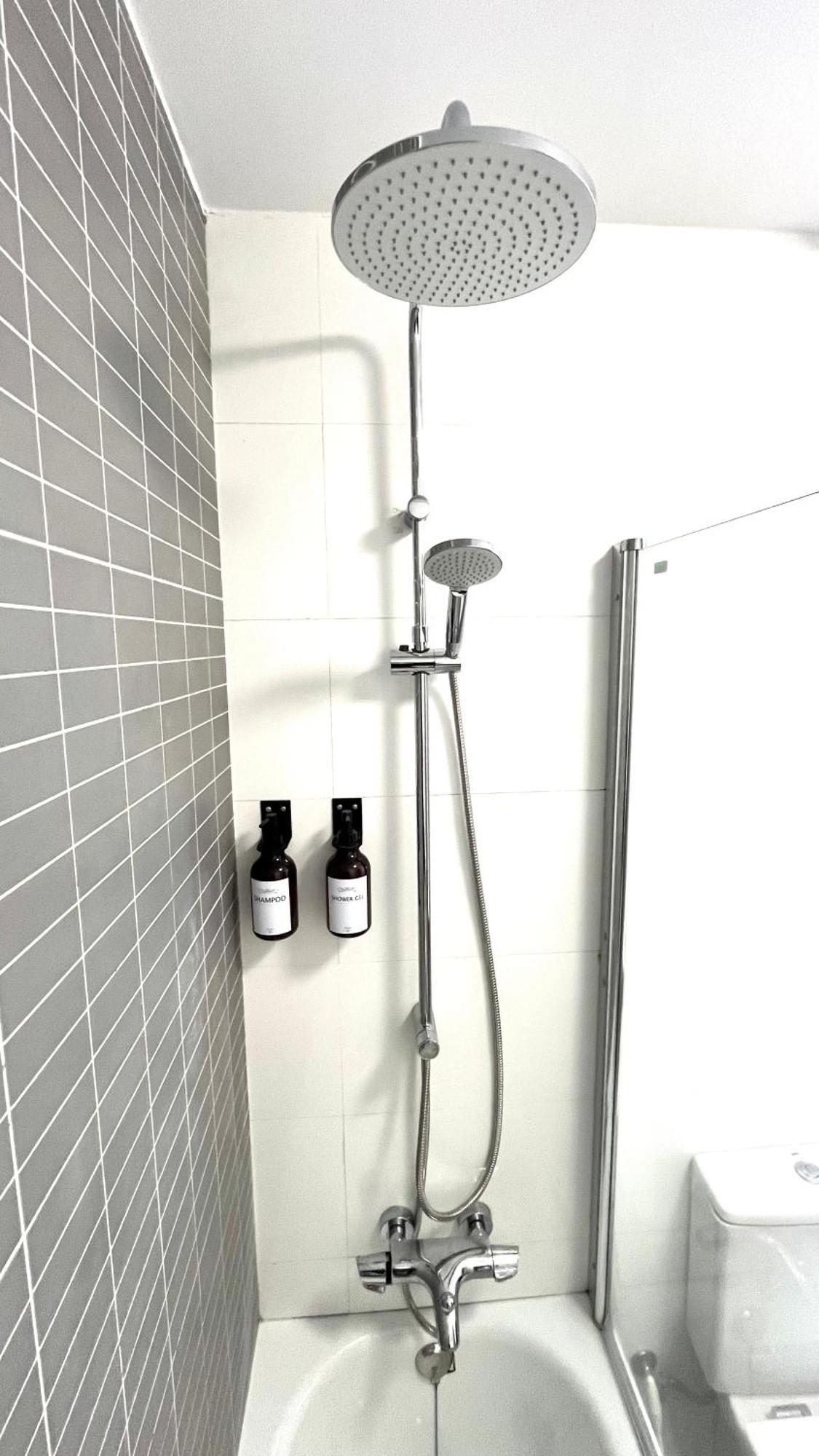 Apartamento Con Terraza By Prestigi Terrassa Kültér fotó